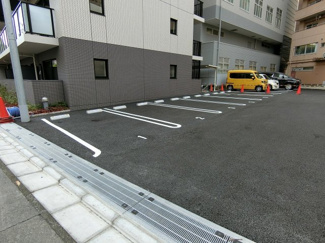 【駐車場】