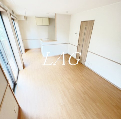 【居間・リビング】 | マイシティ上小町Ⅱ | 洋室のお部屋です。（同仕様です。）