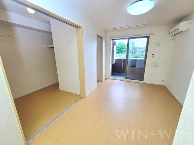 ISYおだかのの居間・リビング