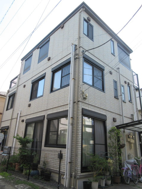 アズールの外観|★閑静な住宅地★