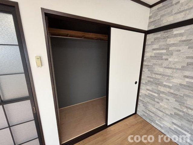 栄ハイツの収納