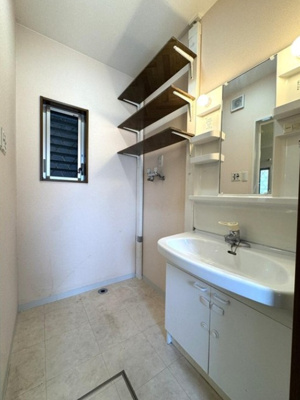 【洗面所】 | 山科区御陵久保町　中古戸建