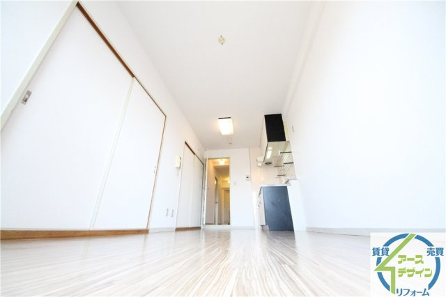 ベルトピア西明石7の居間・リビング|※類似部屋