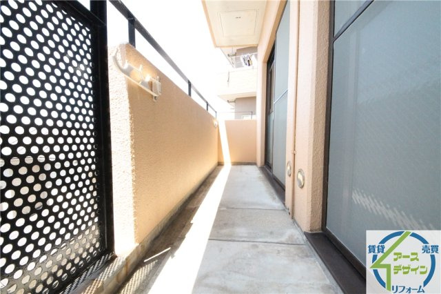 ベルトピア西明石7のバルコニー|※類似部屋