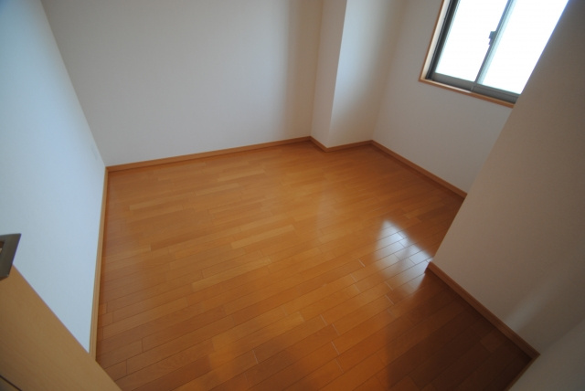 カトルズ旭の洋室