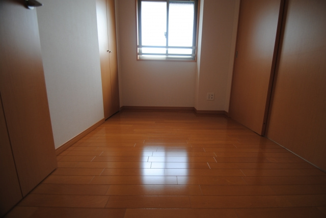 カトルズ旭の洋室