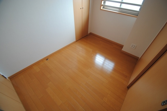 カトルズ旭の洋室