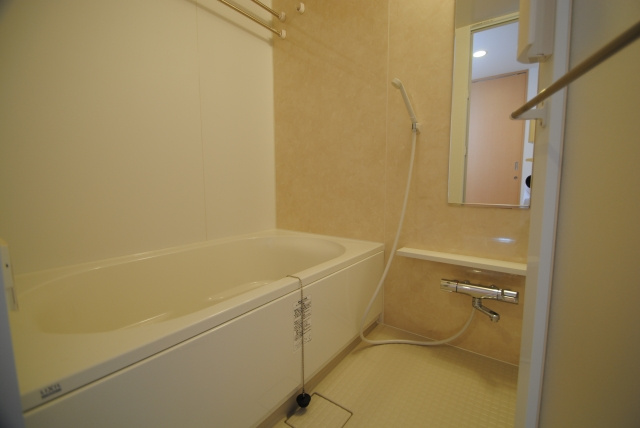 カトルズ旭の浴室