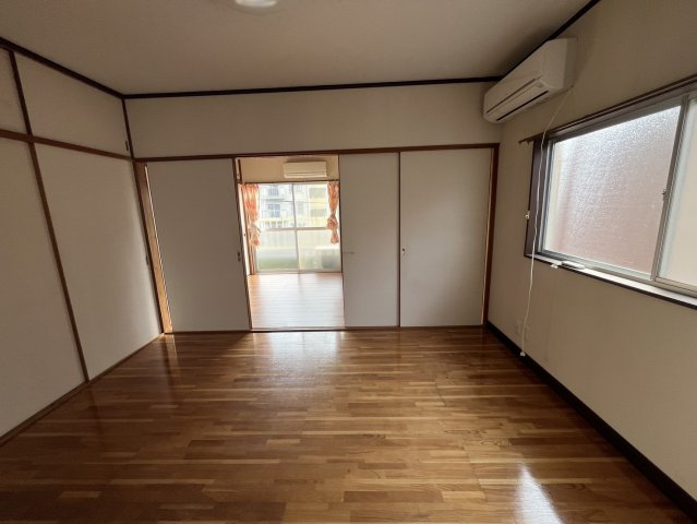 田中ハイツの洋室