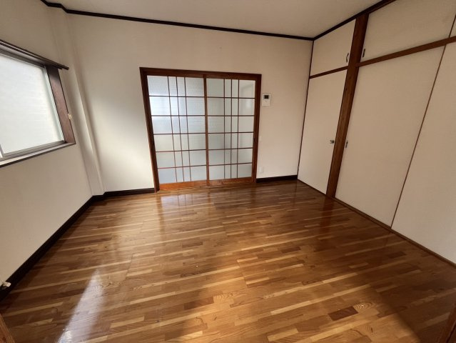 田中ハイツの洋室