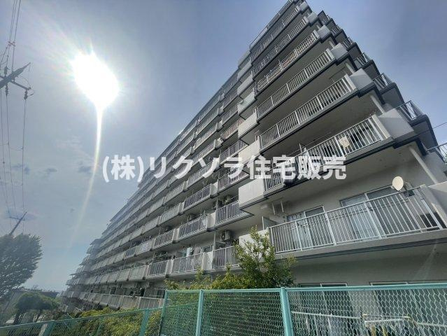 ライツシティ東寝屋川弐番館の外観|新しい生活にいかがでしょうか？外観はお住まいの顔になります。こだわりたいポイントですね。水回りリフォームやリノベーションも承ってます。
■現地見学・資金計画相談・住宅ローン相談もお問合せ受付中■