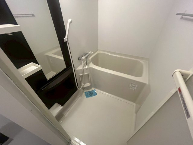 セレニテ本町グランデの浴室