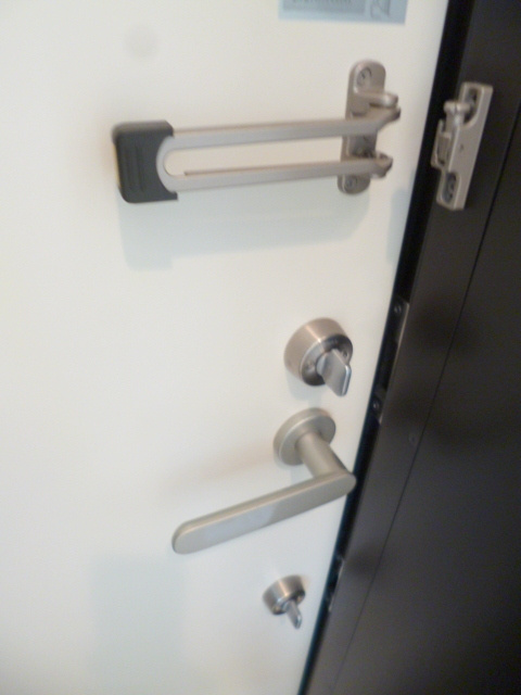 クエスタ荻窪の玄関|★安心のダブルロック★