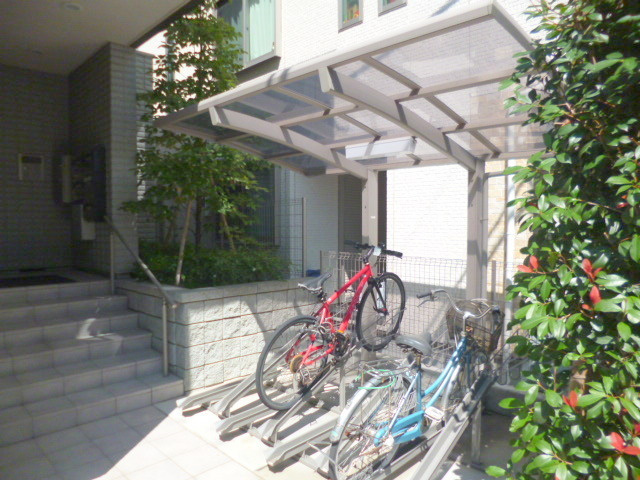 クエスタ荻窪のその他共用部分|★うれしい屋根付き駐輪場★