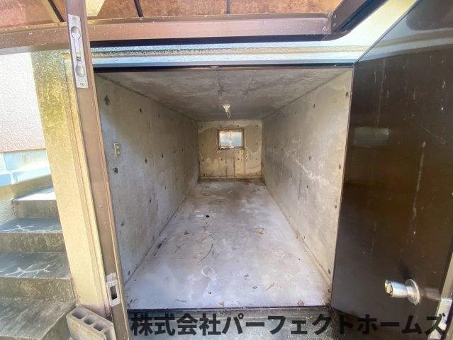 八幡市西山和気中古戸建の駐車場|駐車場です