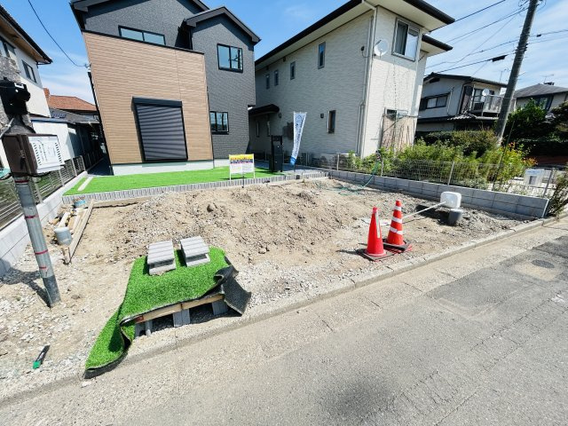 新築　前橋市大利根町2丁目24-1期　LIGNAGE　1号棟の駐車場|現地写真　駐車スペースは並列3台分可能です！
