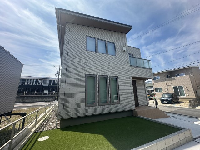 花園町新田戸建の外観パース