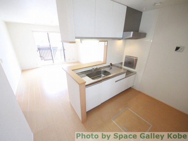 クレサンのキッチン|※お部屋により仕様が異なる場合があります。
