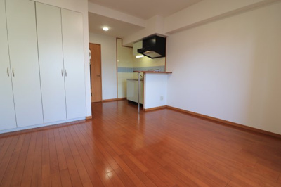 【洋室】 | ブラーヴォ梅田北