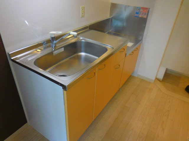 フェアグリーンのキッチン