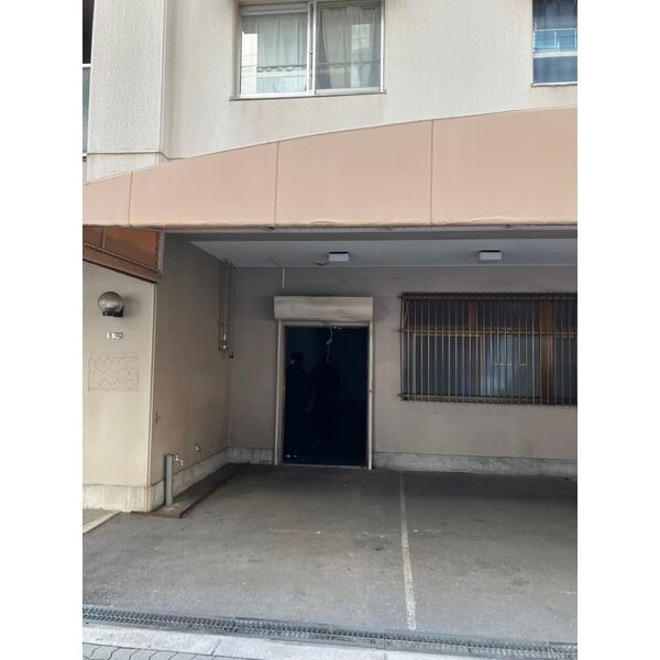 大阪市西区新町２丁目の店舗事務所の外観