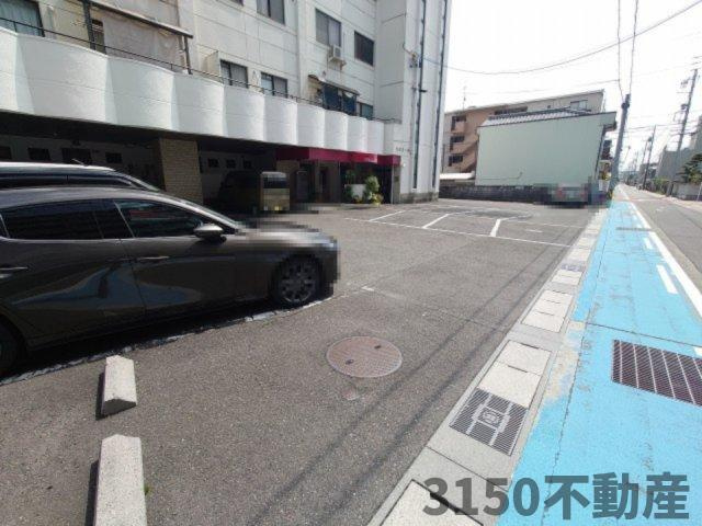 大東コーポの駐車場