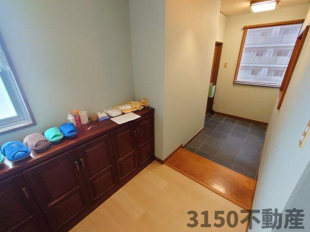 大東コーポの玄関