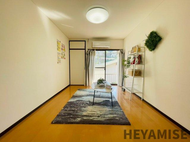 アタゴコーポの居間・リビング