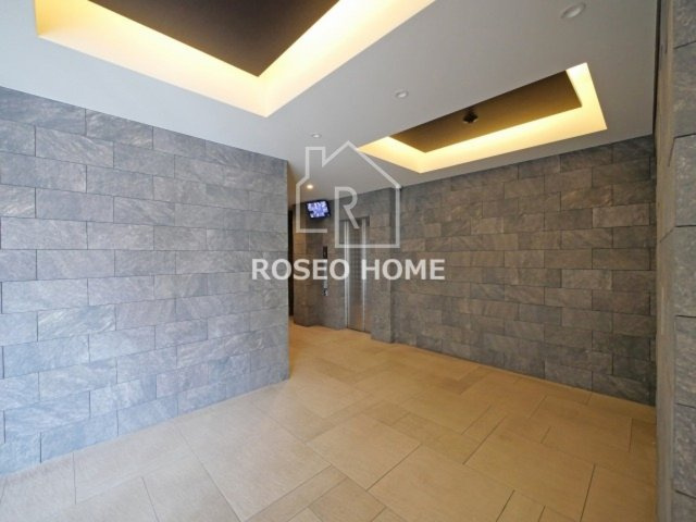 サン シエロ東今里のロビー