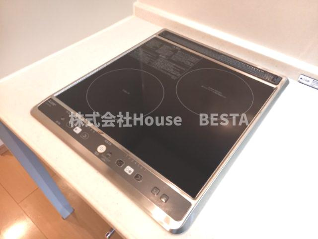 カスタリア三宮のキッチン