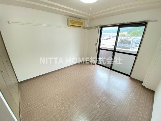 レスポワールの居間・リビング|明るい室内です(^^♪