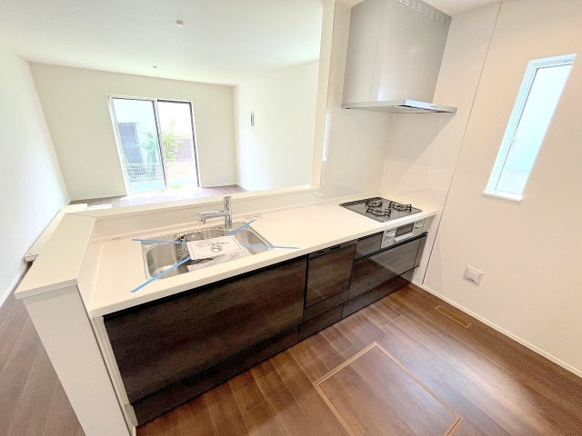 あきる野市草花　全3棟のキッチン