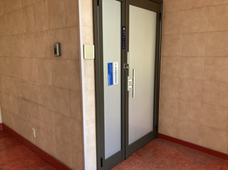 【玄関】 | 東ビル