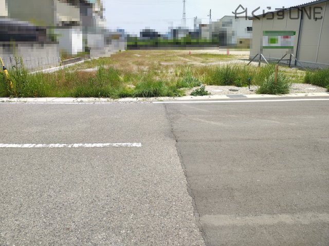 【前面道路含む現地写真】 | 姫路市飾東町佐良和／4区画