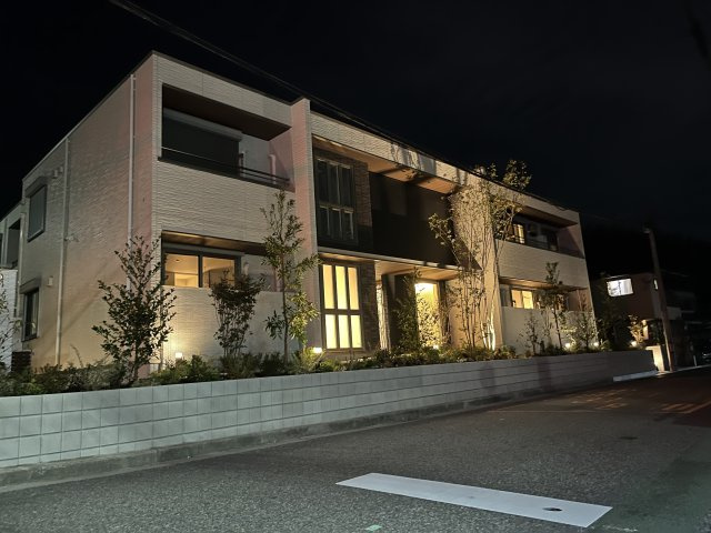 Espoir 宝塚・川面の外観