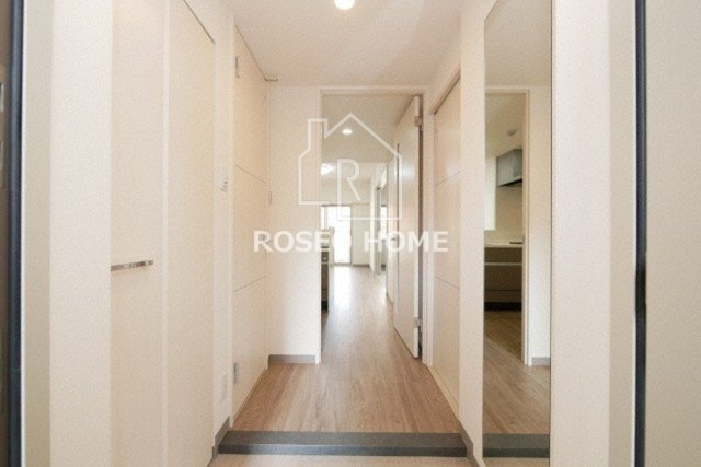 サンセール上本町の玄関