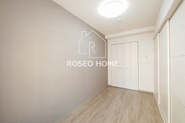 サンセール上本町の洋室