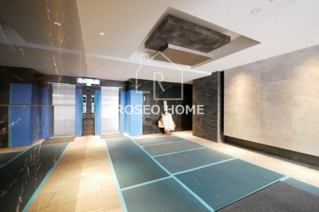 サンセール上本町のロビー