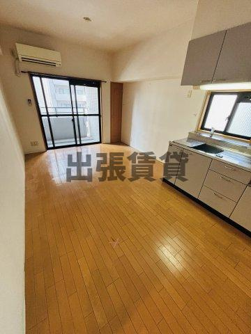 仲介手数料0円！！アビタシオン葵の居間・リビング