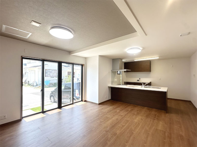 野洲市冨波乙　2-3-2号地　新築戸建