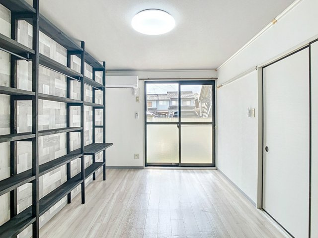 エーデルワイスの居間・リビング