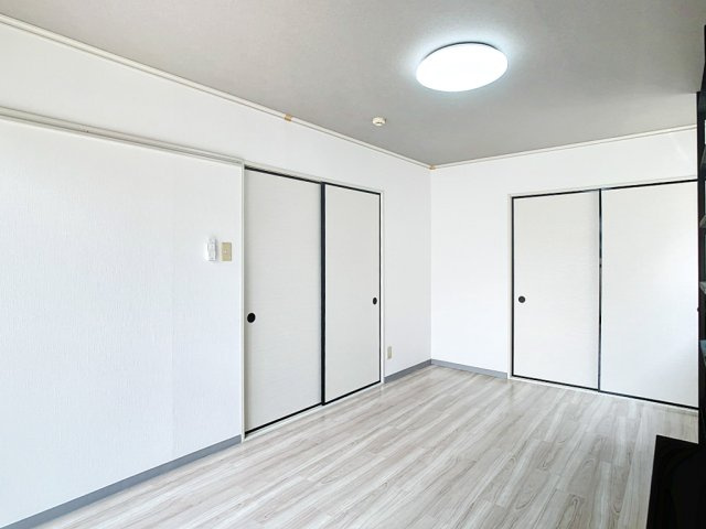 エーデルワイスの居間・リビング