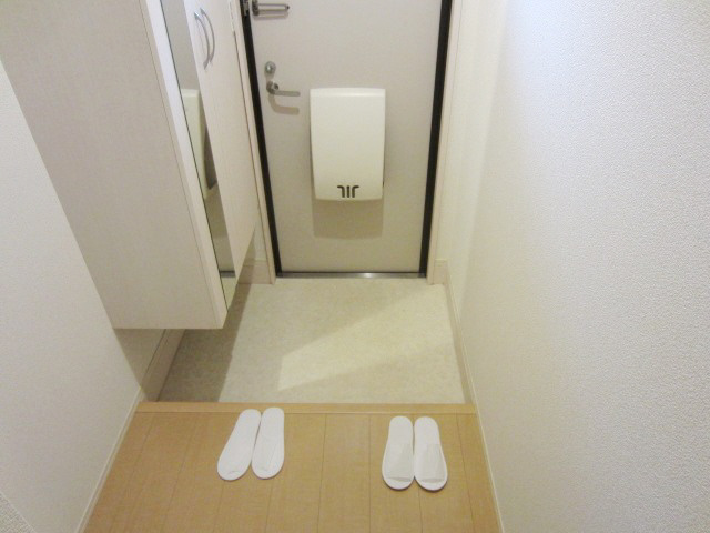 【玄関】
