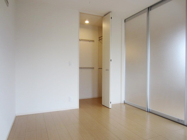【寝室】