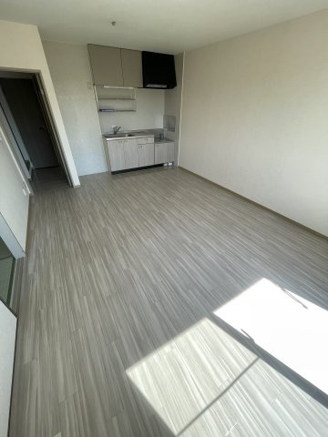 サニーフラット.Nの居間・リビング|反転タイプ