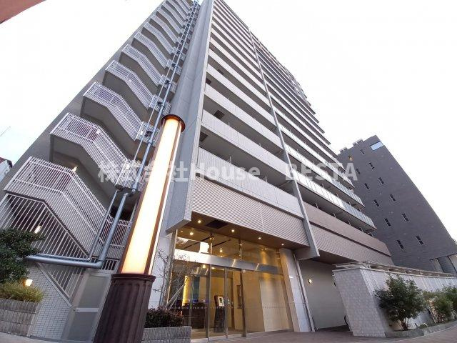 プレサンスジェネ新神戸ステーションフロントの外観
