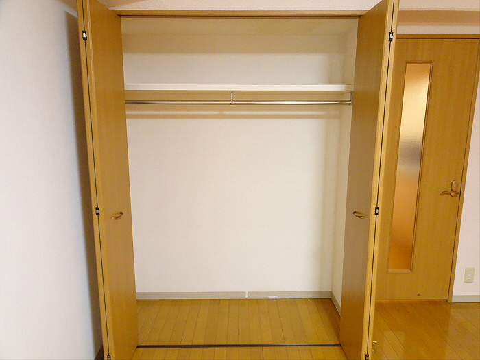 アザレア安藤の収納