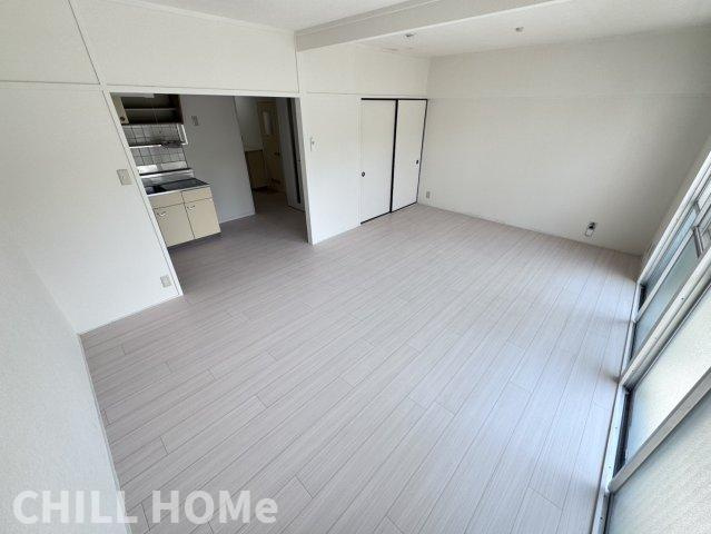 パークサイド篠崎の居間・リビング|他社様掲載物件もまとめてご紹介、ご案内可能です(^^)/