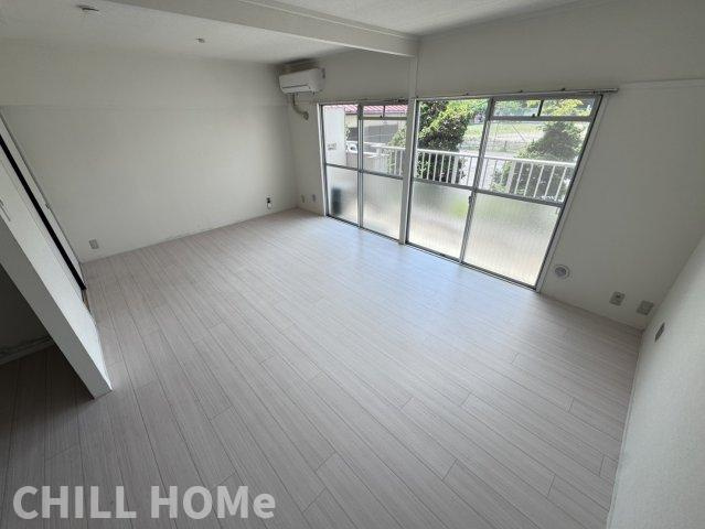 パークサイド篠崎の居間・リビング|他社様掲載物件もまとめてご紹介、ご案内可能です(^^)/