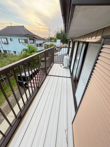潮来市須賀　中古戸建のバルコニー